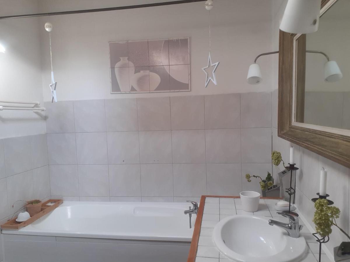 Chambre Dans Une Grande Maison Entre Canal Du Midi Et Centre Ville Безьє Екстер'єр фото